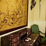 Continental Centre Hotel 3*