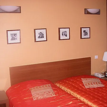 Continental Centre 3* Pau