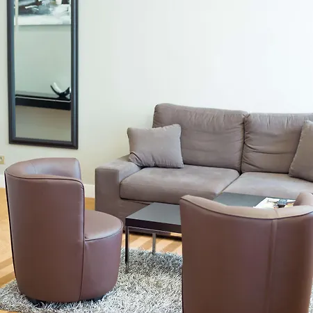 Continental Centre Hotel 3*