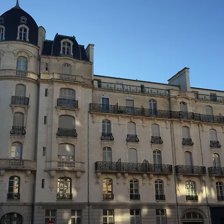 Continental Centre 3*