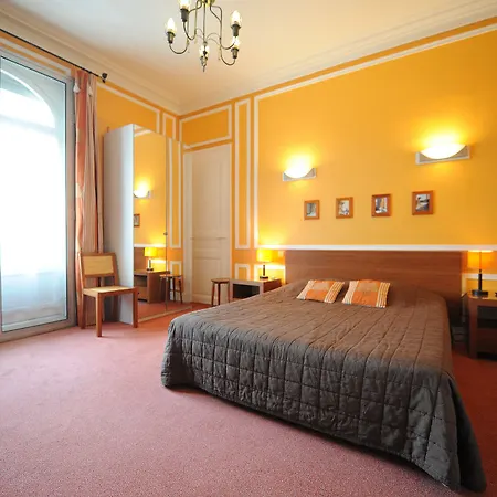 Hotel Continental Centre 3*