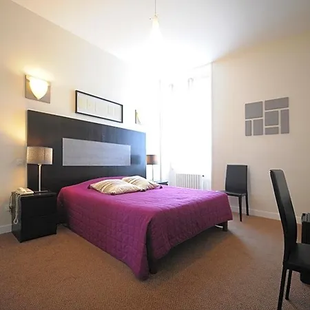 Continental Centre 3*