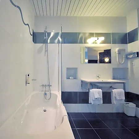 Hotel Continental Centre 3*