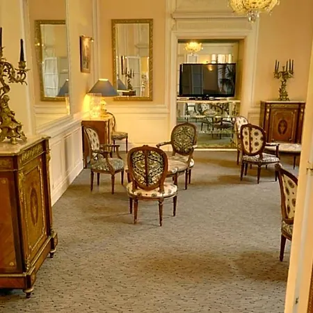 Hotel Continental Centre 3*