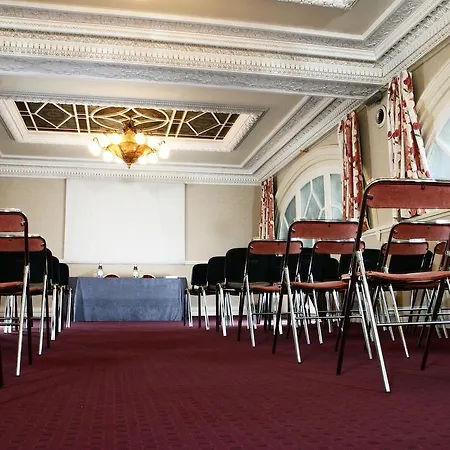 Continental Centre 3* Pau