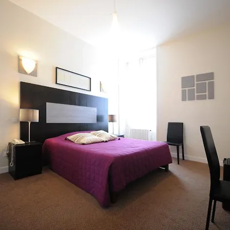 Continental Centre 3* Pau