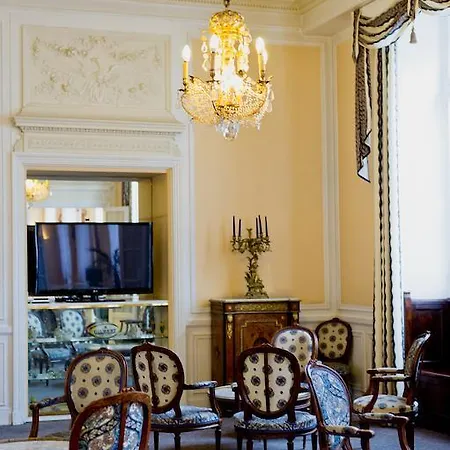 Continental Centre Hotel Pau