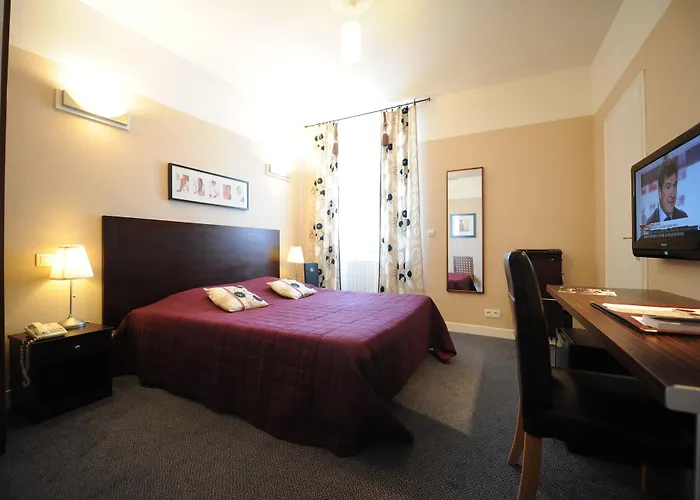 Continental Centre 3*