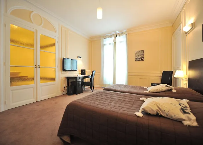 Hotel Continental Centre 3*