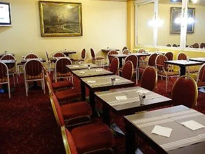 Hotel Continental Centre Pau