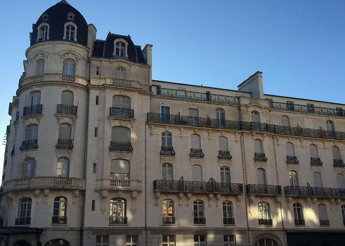 Continental Centre 3*