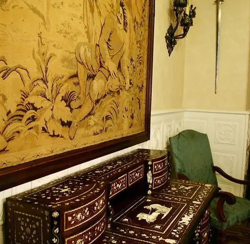 Continental Centre Hotel 3*