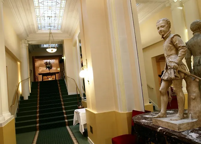 Continental Centre Hotel Pau