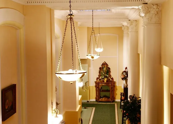 Hotel Continental Centre 3*