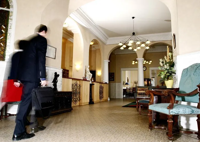 Continental Centre 3*