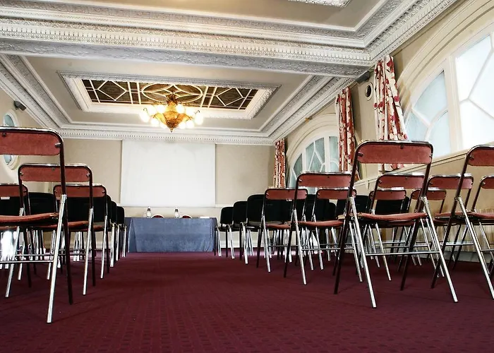 Continental Centre 3* Pau