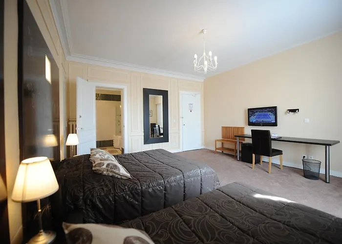 Hotel Continental Centre 3*